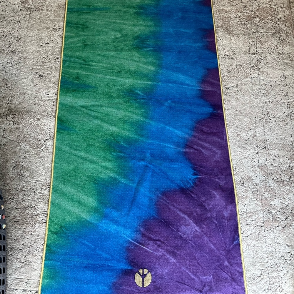 Skidless Yogi Toes Mat